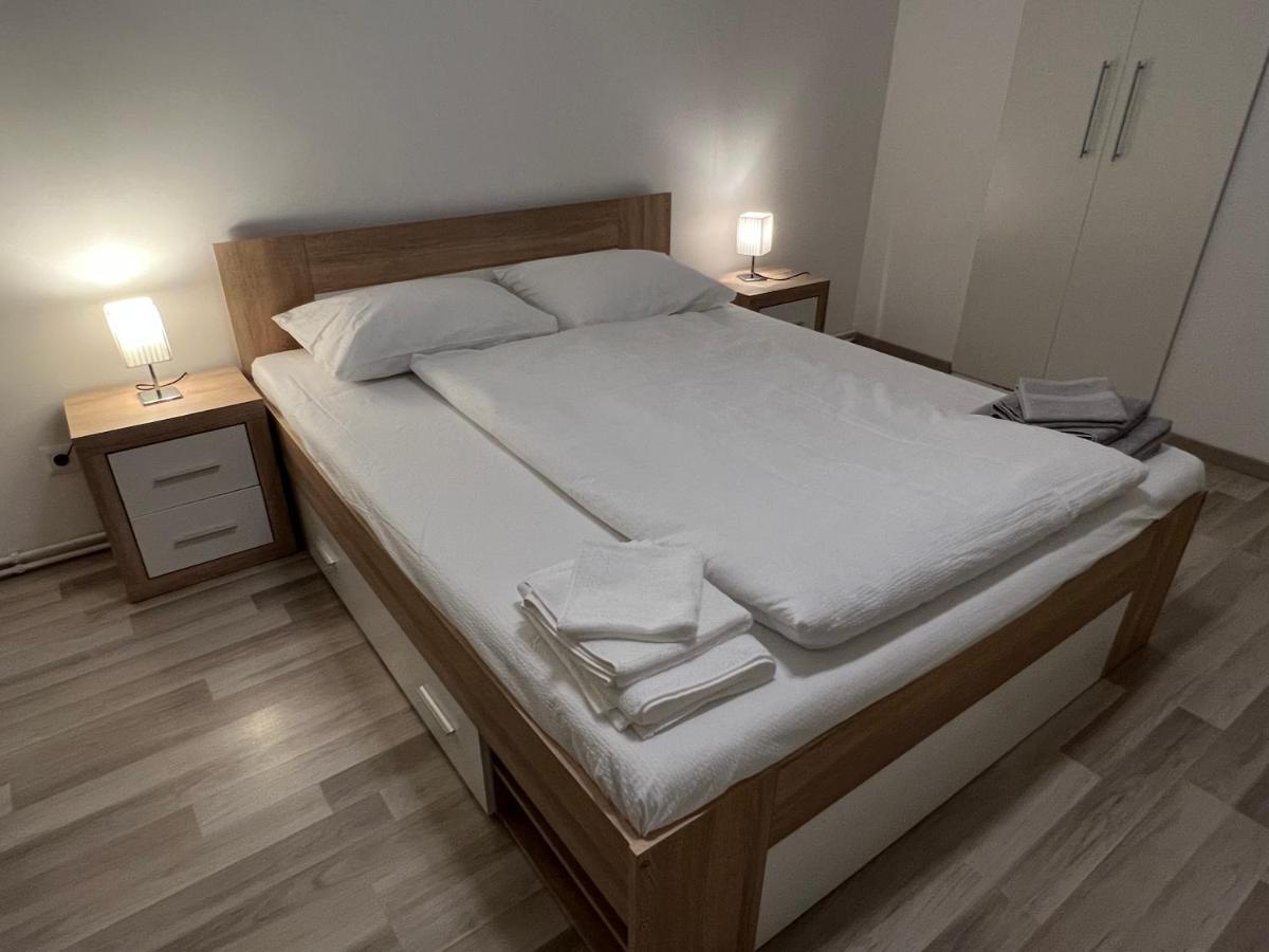 My Holiday Apartment Sibiu Bagian luar foto
